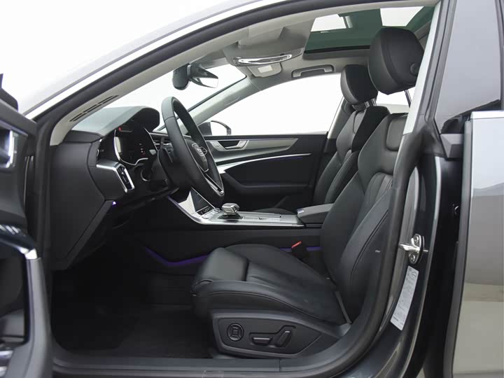 Фото 9 - Audi A7