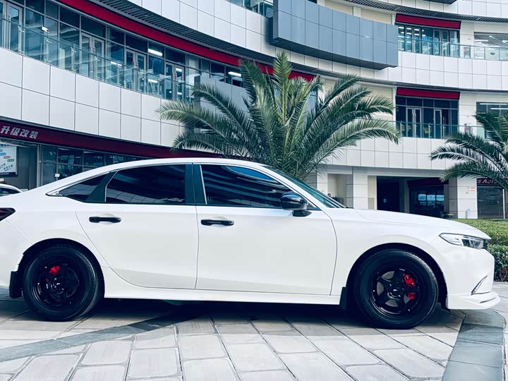 Фото 4 - Honda Integra