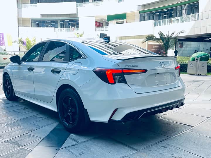 Фото 6 - Honda Integra