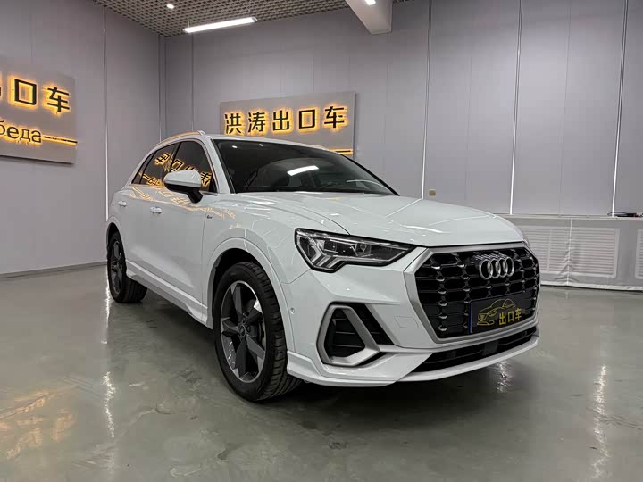 Фото 2 - Audi Q3