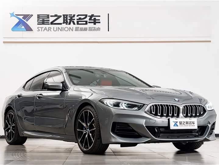 Фото 5 - BMW 8 Series