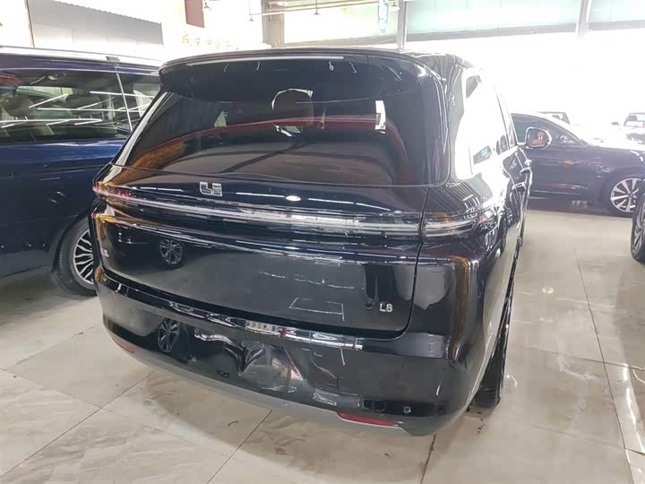 Фото 7 - LiXiang L8