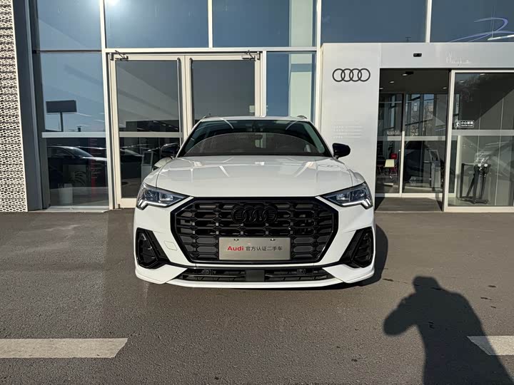 Фото 2 - Audi Q3