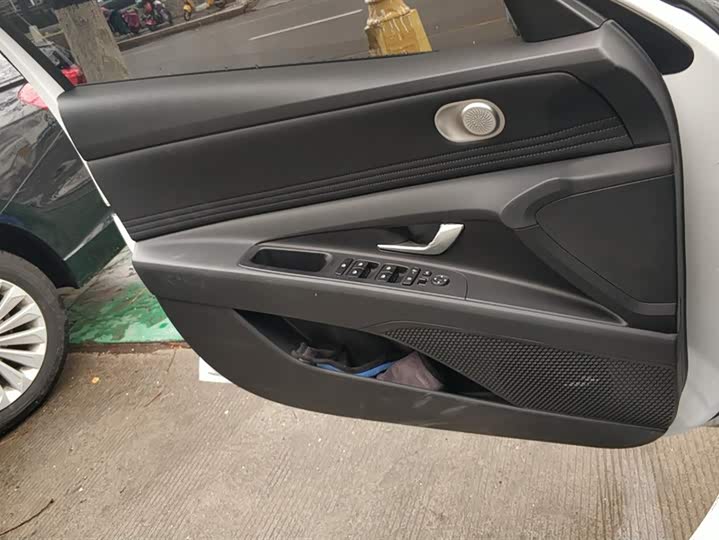 Фото 7 - Hyundai Elantra N line