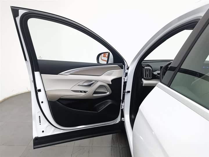 Фото 8 - BYD Song Pro Hybrid