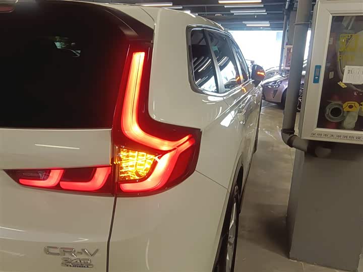 Фото 8 - Honda CR-V