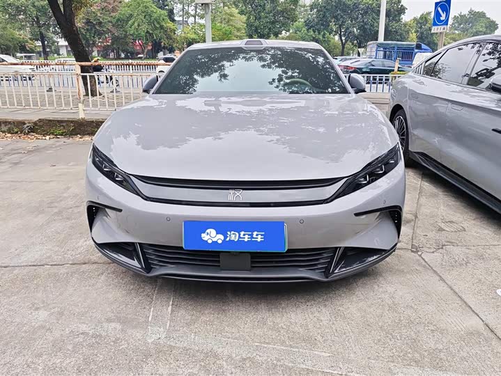 Фото 2 - BYD Han