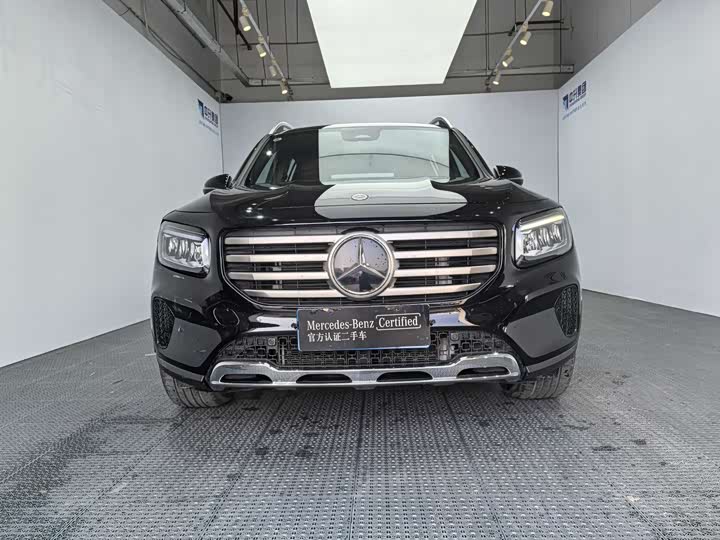 Фото 2 - Mercedes-Benz GLB-Class