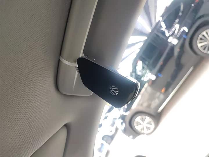 Фото 9 - Volkswagen Talagon