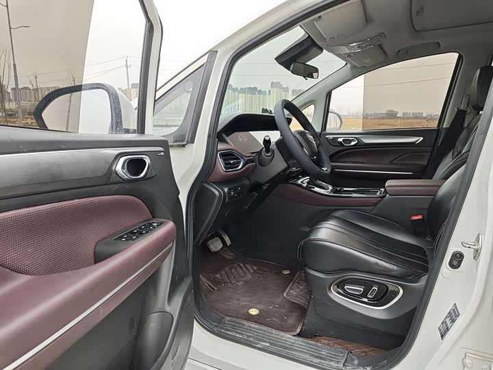 Фото 5 - GAC Trumpchi M6