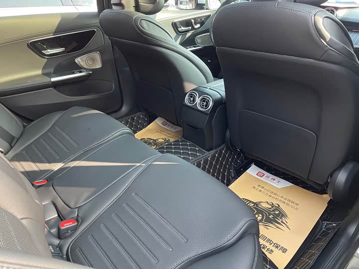 Фото 8 - Mercedes-Benz C-Class