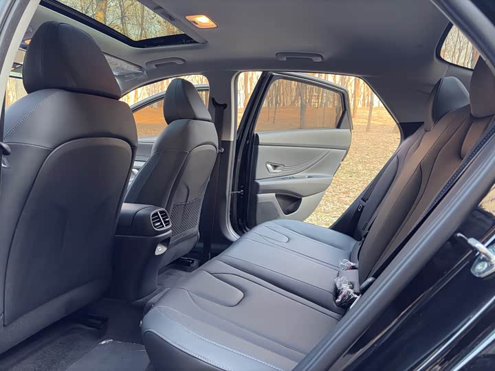 Фото 7 - Hyundai Elantra N line