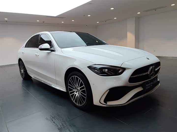 Фото 2 - Mercedes-Benz C-Class