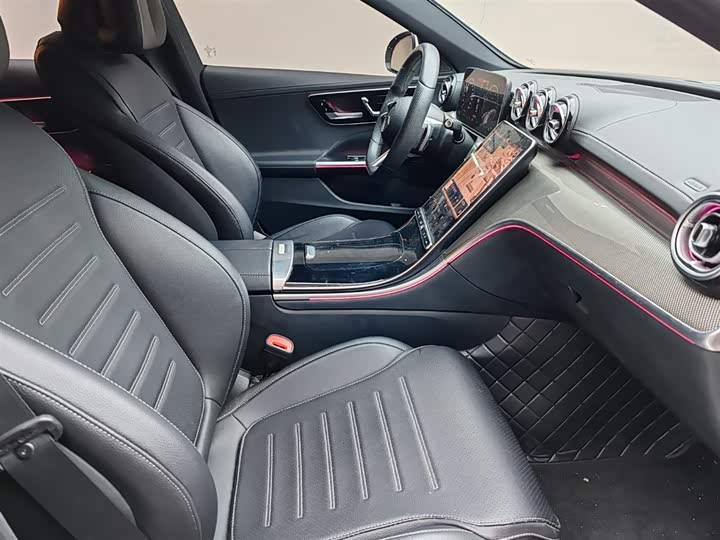 Фото 9 - Mercedes-Benz C-Class