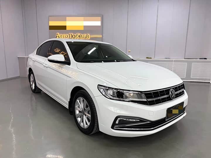 Фото 2 - Volkswagen Bora