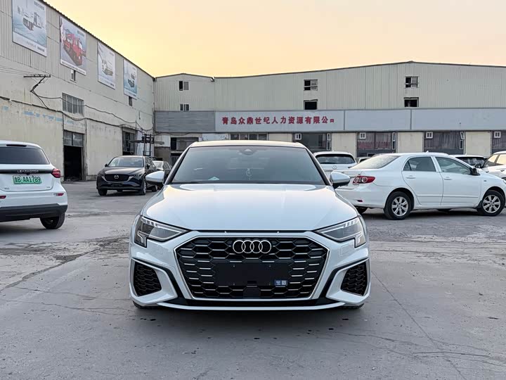 Фото 2 - Audi A3