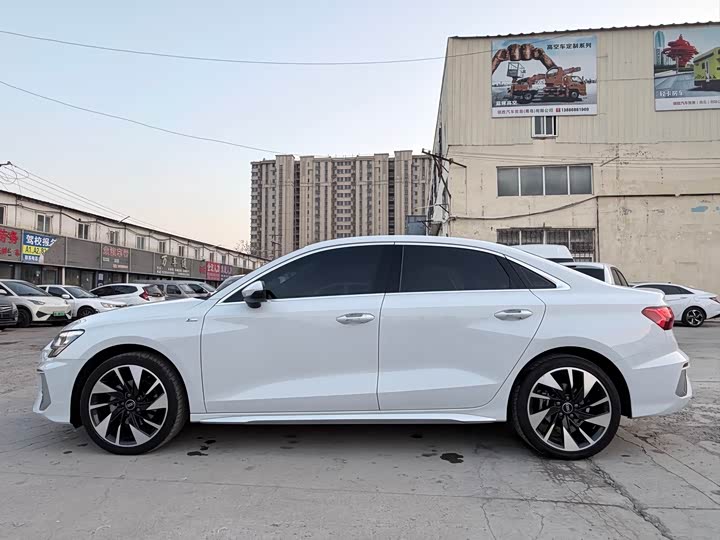 Фото 8 - Audi A3