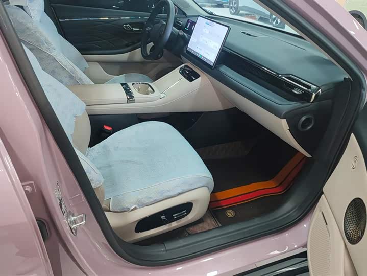 Фото 8 - GAC Aion RT