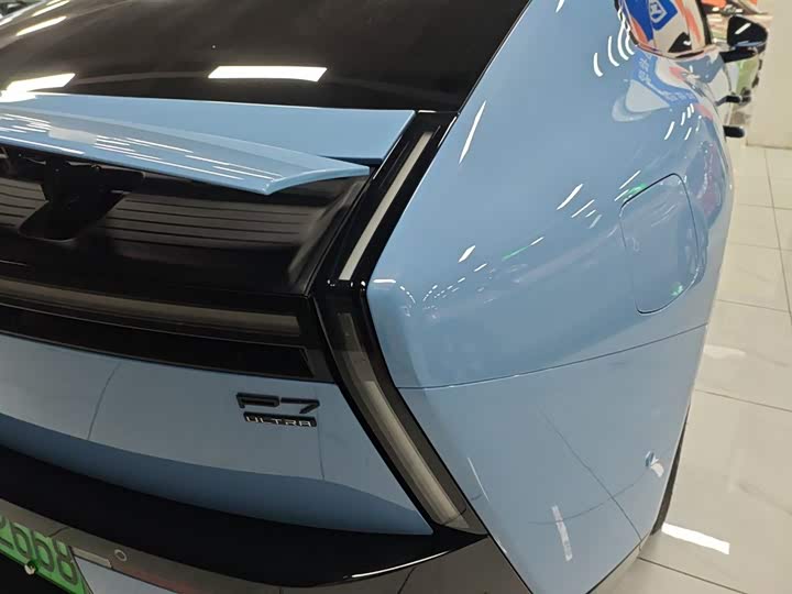 Фото 8 - XPeng P7