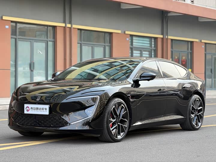 Фото 1 - Avatr 12