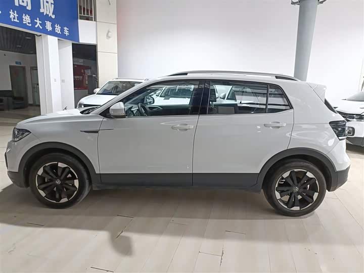 Фото 5 - Volkswagen Tacqua