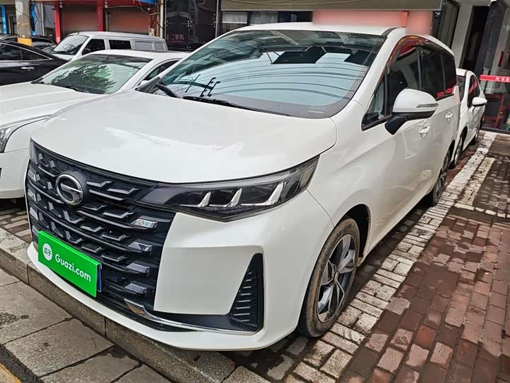 Фото 2 - GAC Trumpchi M6