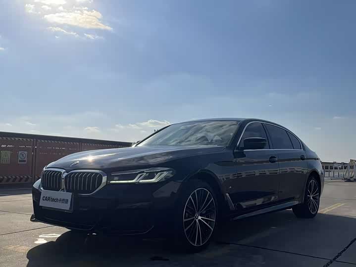 Фото 1 - BMW 5 Series