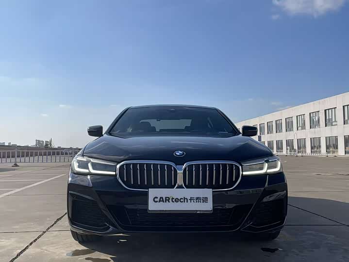 Фото 2 - BMW 5 Series