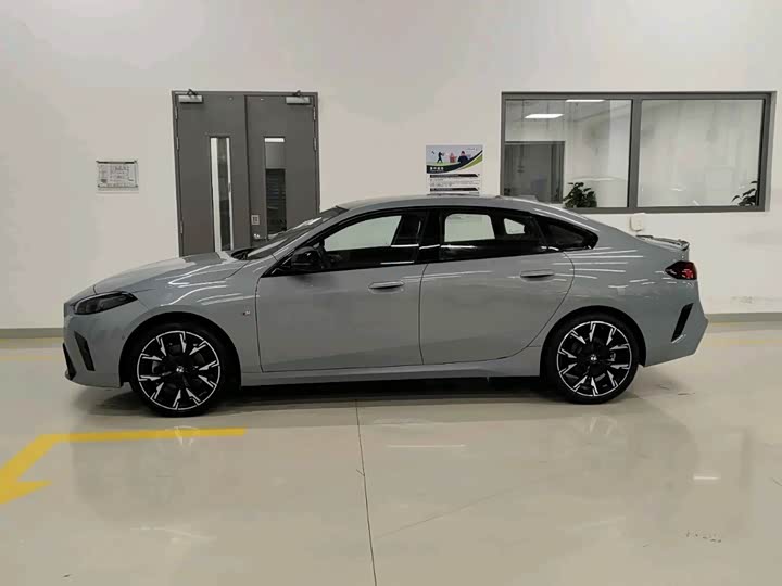 Фото 4 - BMW 2 Series