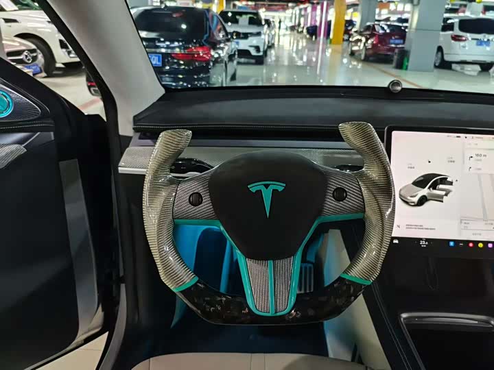 Фото 9 - Tesla Model Y