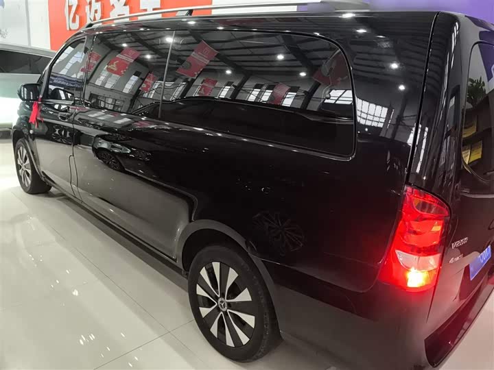 Фото 5 - Mercedes-Benz Vito