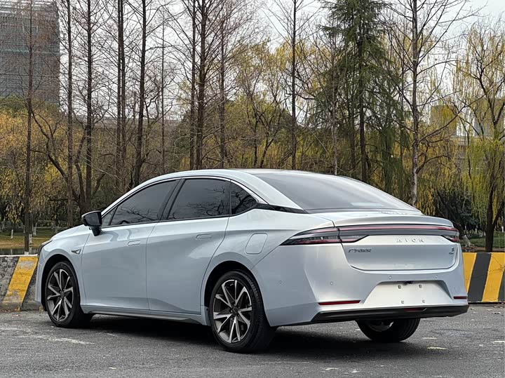 Фото 5 - GAC Aion S Plus