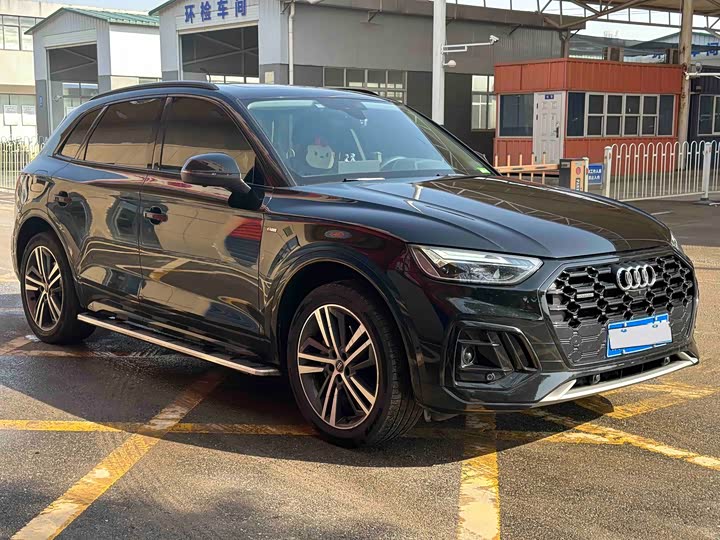 Фото 3 - Audi Q5L