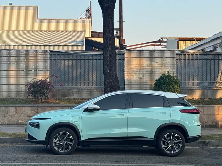 Фото 8 - XPeng G3