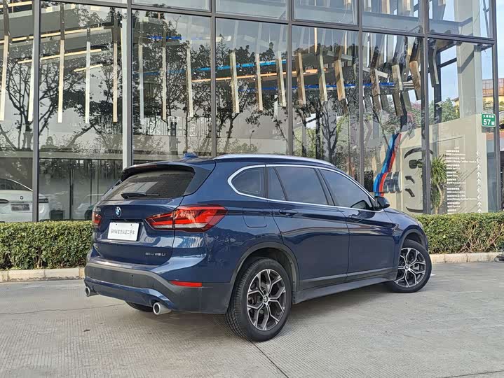 Фото 2 - BMW X1
