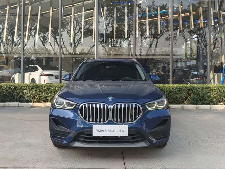 Фото 3 - BMW X1
