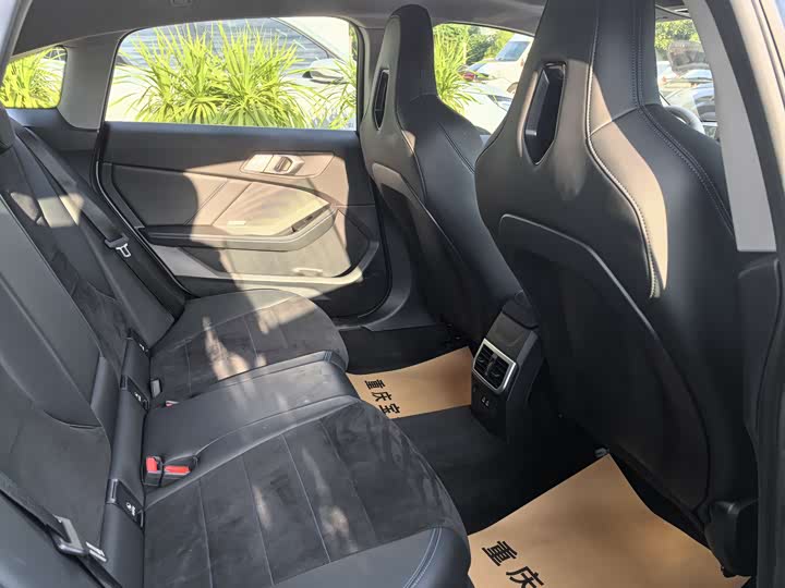 Фото 8 - BMW 2 Series