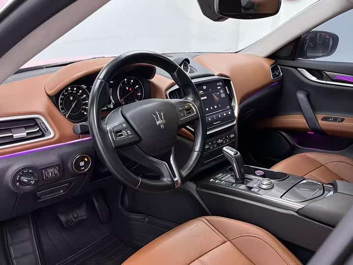 Фото 6 - Maserati Ghibli