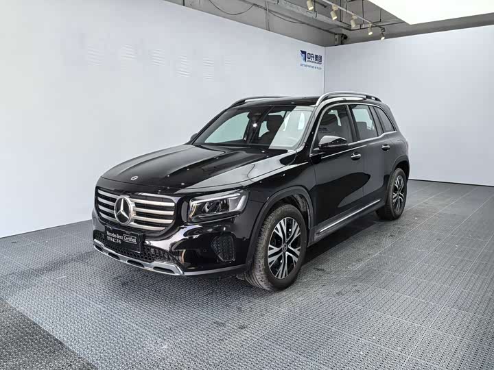 Фото 1 - Mercedes-Benz GLB-Class