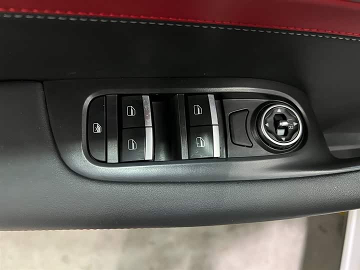 Фото 9 - Chery Tiggo 7