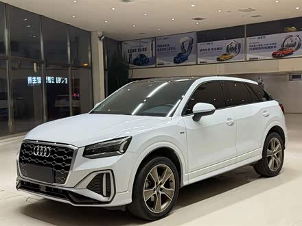 Фото 1 - Audi Q2L
