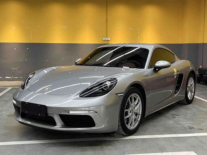 Фото 1 - Porsche 718