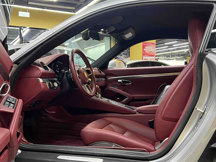 Фото 7 - Porsche 718