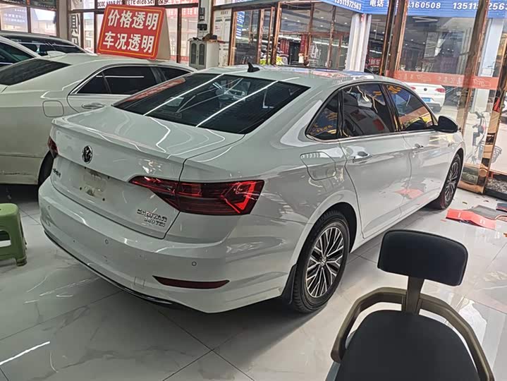 Фото 3 - Volkswagen Sagitar L