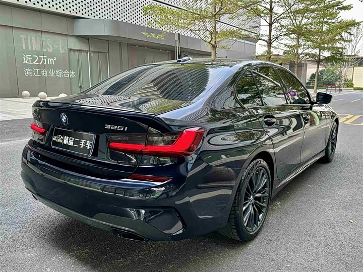 Фото 6 - BMW 3 Series