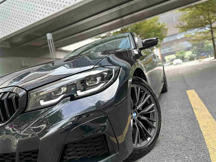 Фото 9 - BMW 3 Series