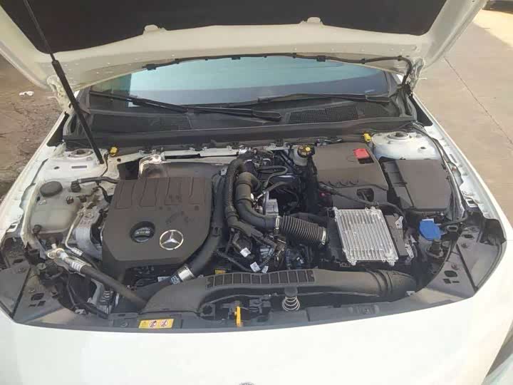 Фото 9 - Mercedes-Benz A-Class