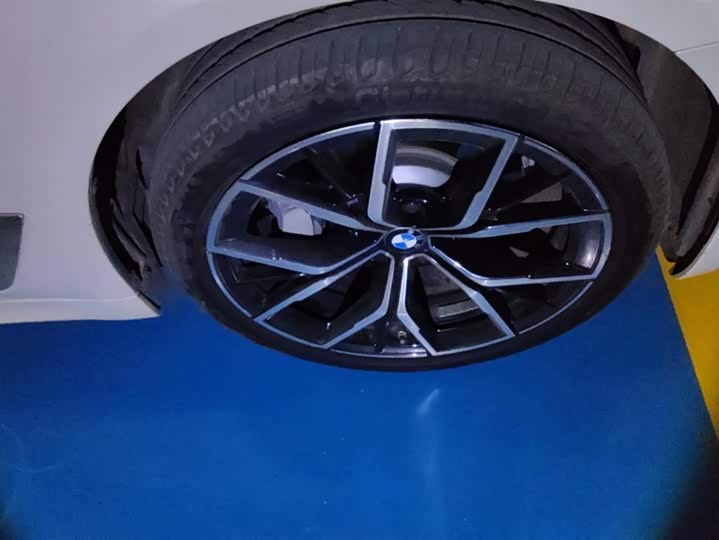 Фото 6 - BMW 5 Series