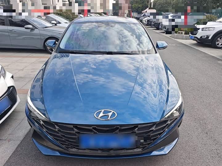 Фото 3 - Hyundai Elantra N line
