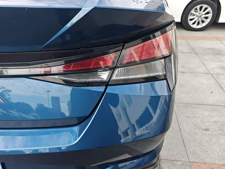 Фото 8 - Hyundai Elantra N line